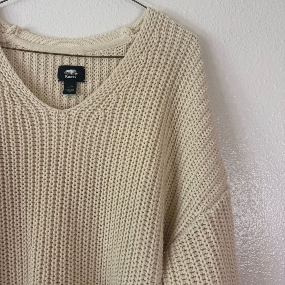 Roots Women's V-Neck Cream Sweater L